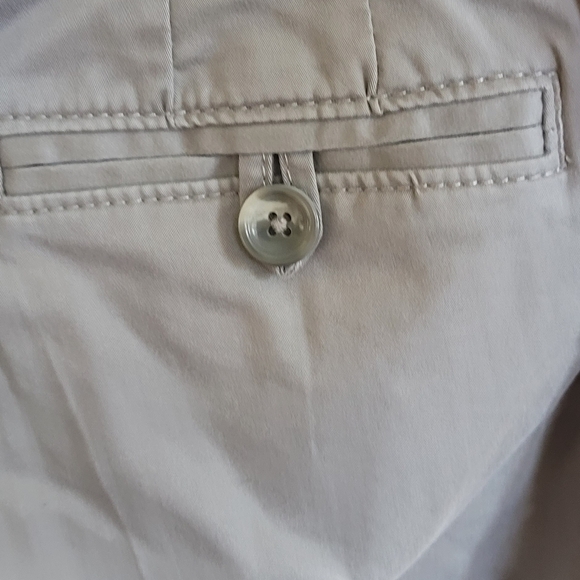 Ann Taylor Women Flat Front Straight Leg Fit Chino Pants 0P Curvy Gray - Picture 4 of 5